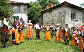 Обявиха родопското село Момчиловци за духовен и здравен център Обявиха родопското село Момчиловци за духовен и здравен център