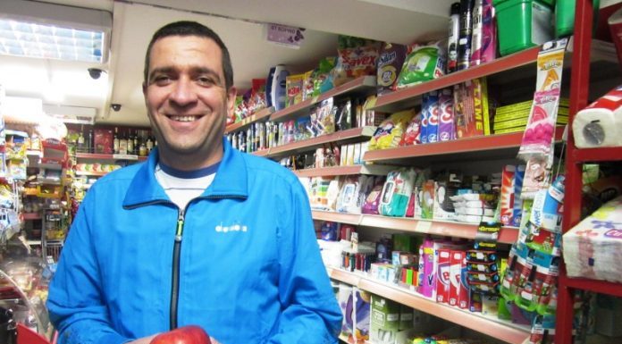 След ГУРБЕТ 37-годишният Йордан Тръвнев върти успешен малък бизнес- бакалия