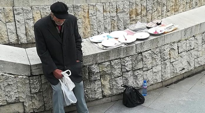 Самотен дядо от Пловдив разплака мрежата