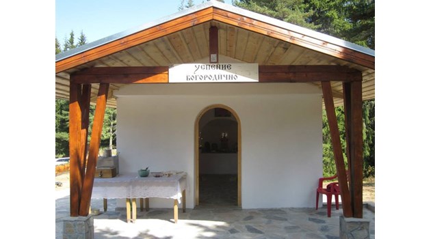 Родопско село построи и поддържа 29 параклиса на различни светци
